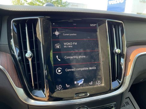 Used 2020 Volvo V60 T5 Cross Country AWD/4WD image 22
