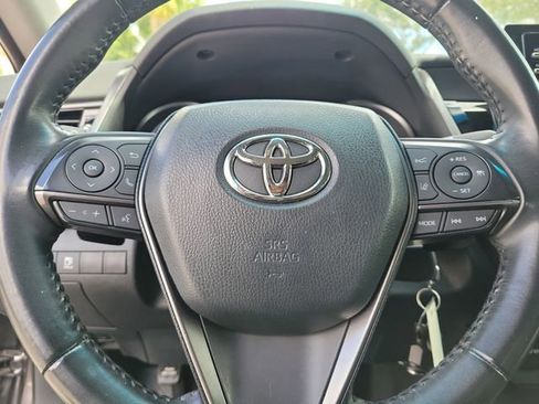 Used 2023 Toyota Camry SE FWD image 31