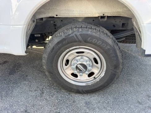 Used 2020 Ford F250 XL w/ Power Equipment Group RWD image 16