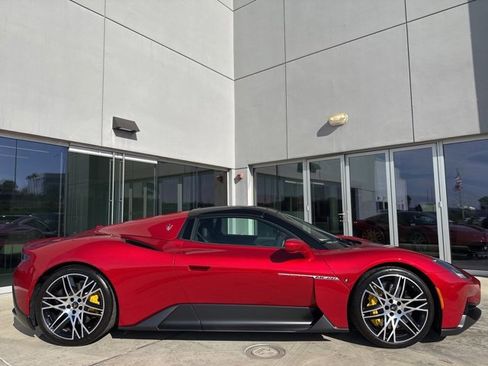 New 2024 Maserati MC20 Cielo image 9