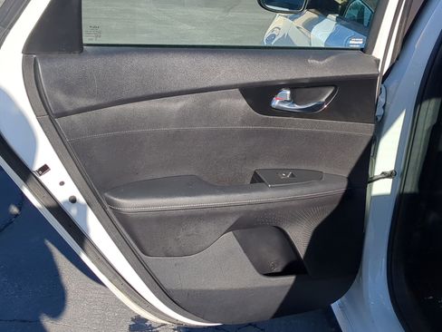 Used 2022 Kia Forte GT-Line image 30