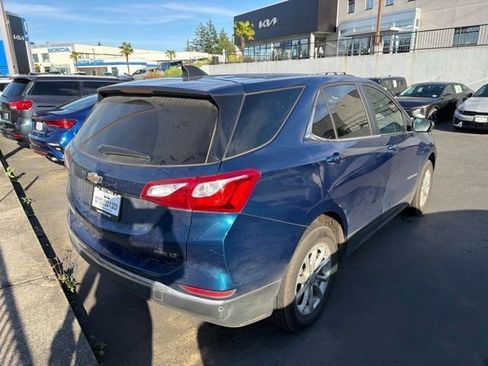 Used 2021 Chevrolet Equinox LT AWD/4WD image 3