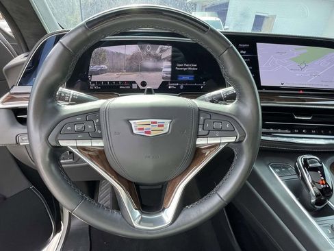 Used 2022 Cadillac Escalade ESV Sport Platinum w/ Heavy-Duty Trailer Package image 24