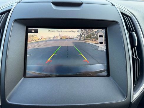 Used 2015 Ford Edge SEL w/ Equipment Group 201A image 18