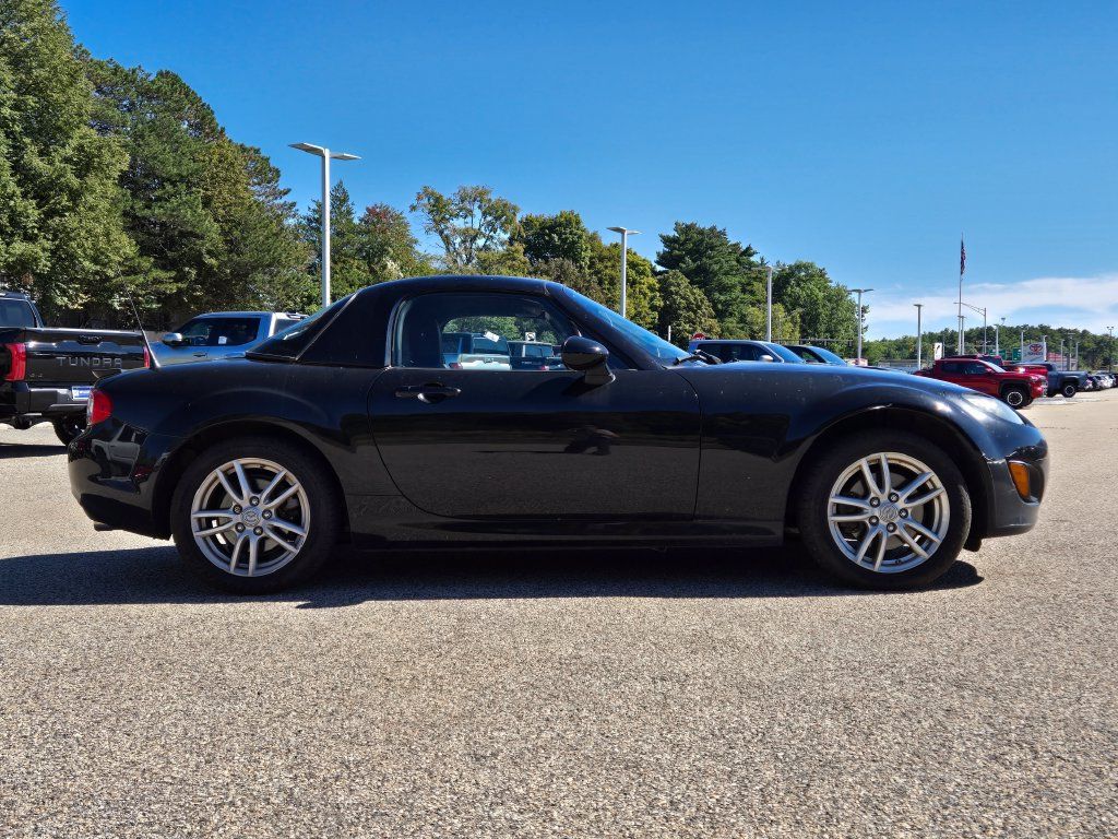 Used 2011 MAZDA MX-5 Miata Sport RWD image 7