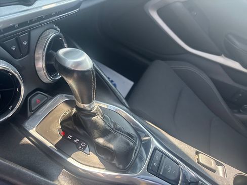 Used 2016 Chevrolet Camaro LT RWD image 29