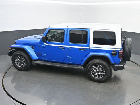 New 2026 Jeep Wrangler Unlimited Sahara AWD/4WD image 40