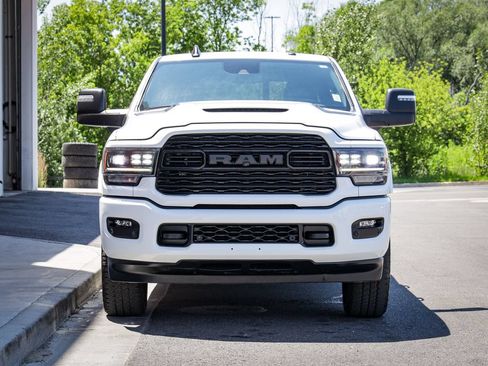 Used 2023 RAM 2500 Limited AWD/4WD image 10