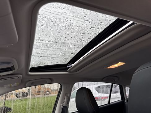 Certified 2023 Subaru Crosstrek 2.5i Limited image 18