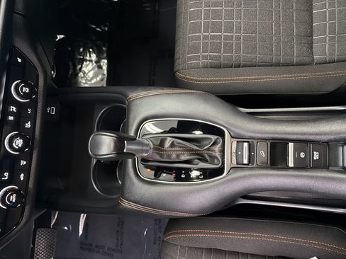 Certified 2024 Honda HR-V Sport image 29