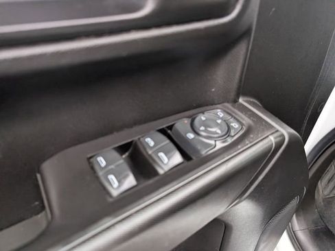 Used 2021 Chevrolet Silverado 1500 Custom Trail Boss w/ Safety Confidence Package AWD/4WD image 16