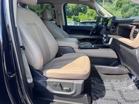 Used 2024 Ford Expedition Max Limited RWD image 26