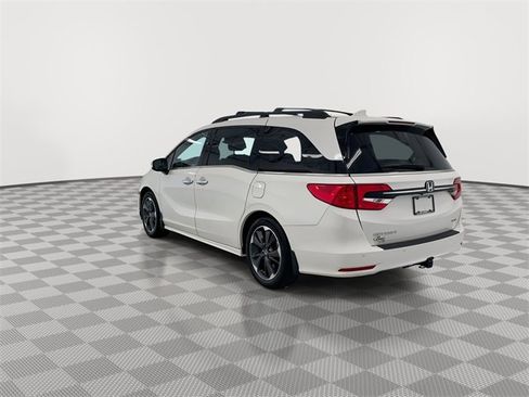 Used 2023 Honda Odyssey Elite image 7