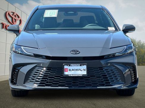 Used 2026 Toyota Camry XSE FWD image 8