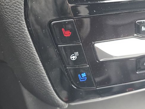 Used 2022 Ford Explorer Limited w/ Equipment Group 301A image 30