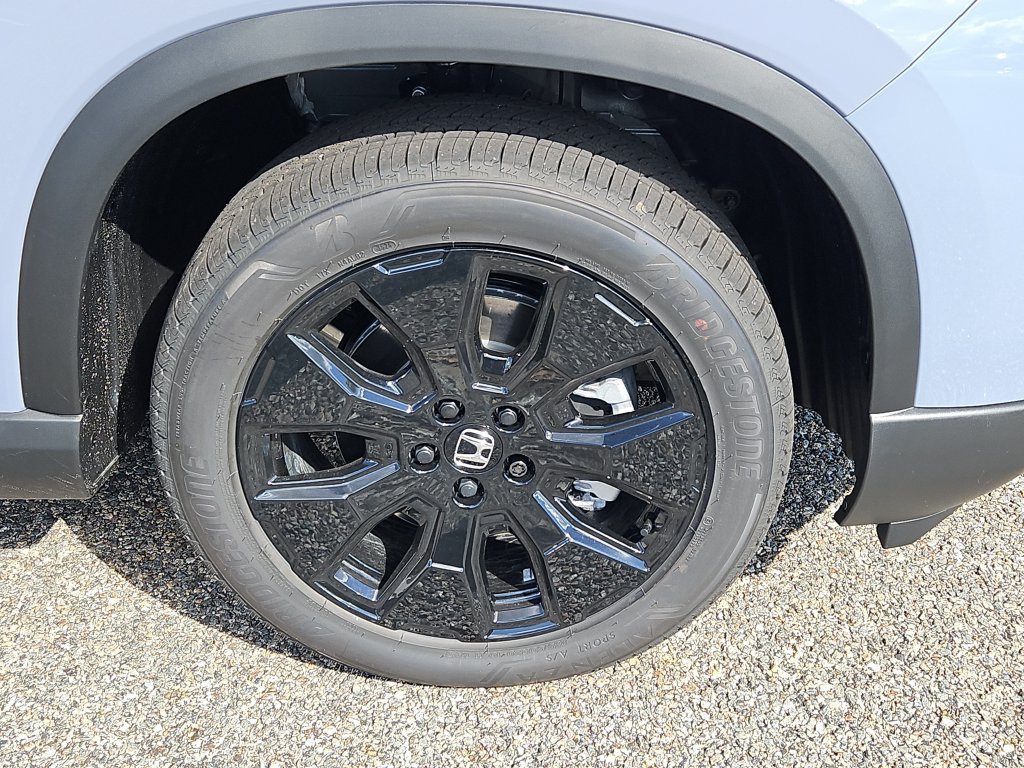 New 2026 Honda Pilot Black Edition image 4