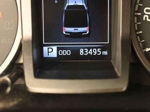 Used 2019 Toyota Tacoma TRD Off-Road image 30