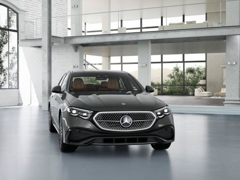New 2027 Mercedes-Benz E 450 4MATIC Sedan image 8