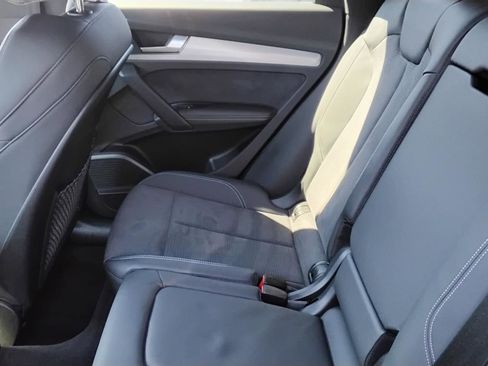 Certified 2023 Audi Q5 e Premium Plus w/ Premium Plus Package image 17