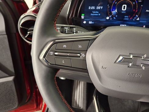 Used 2025 Chevrolet Equinox RS w/ Safety and Technology Package image 13