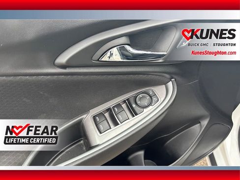 Used 2024 Chevrolet Malibu LT FWD image 14