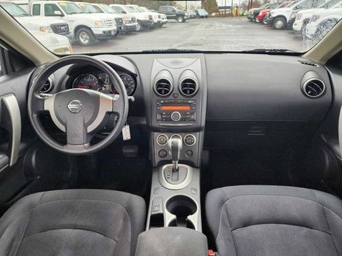 Used 2014 Nissan Rogue S image 19