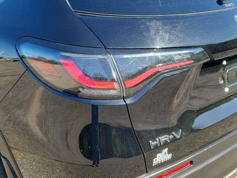Used 2023 Honda HR-V Sport image 11