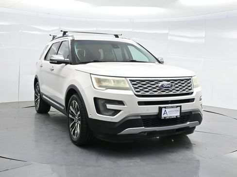 Used 2016 Ford Explorer Platinum AWD/4WD image 66