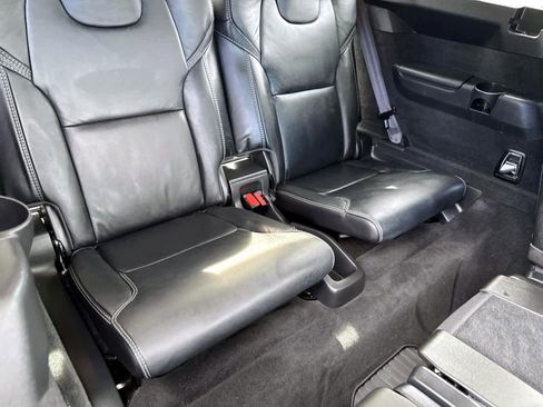 Used 2022 Volvo XC90 T6 Inscription w/ Climate Package image 13
