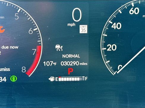 Used 2023 Honda HR-V Sport image 12