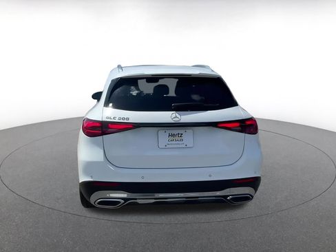 Used 2024 Mercedes-Benz GLC 300 image 11