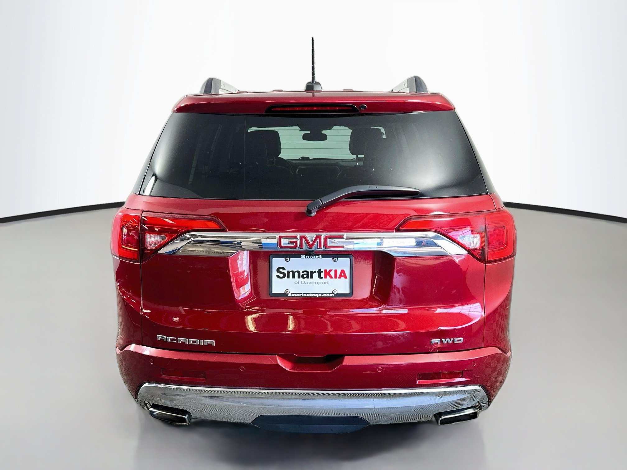 Used 2019 GMC Acadia Denali w/ Technology Package AWD/4WD image 6