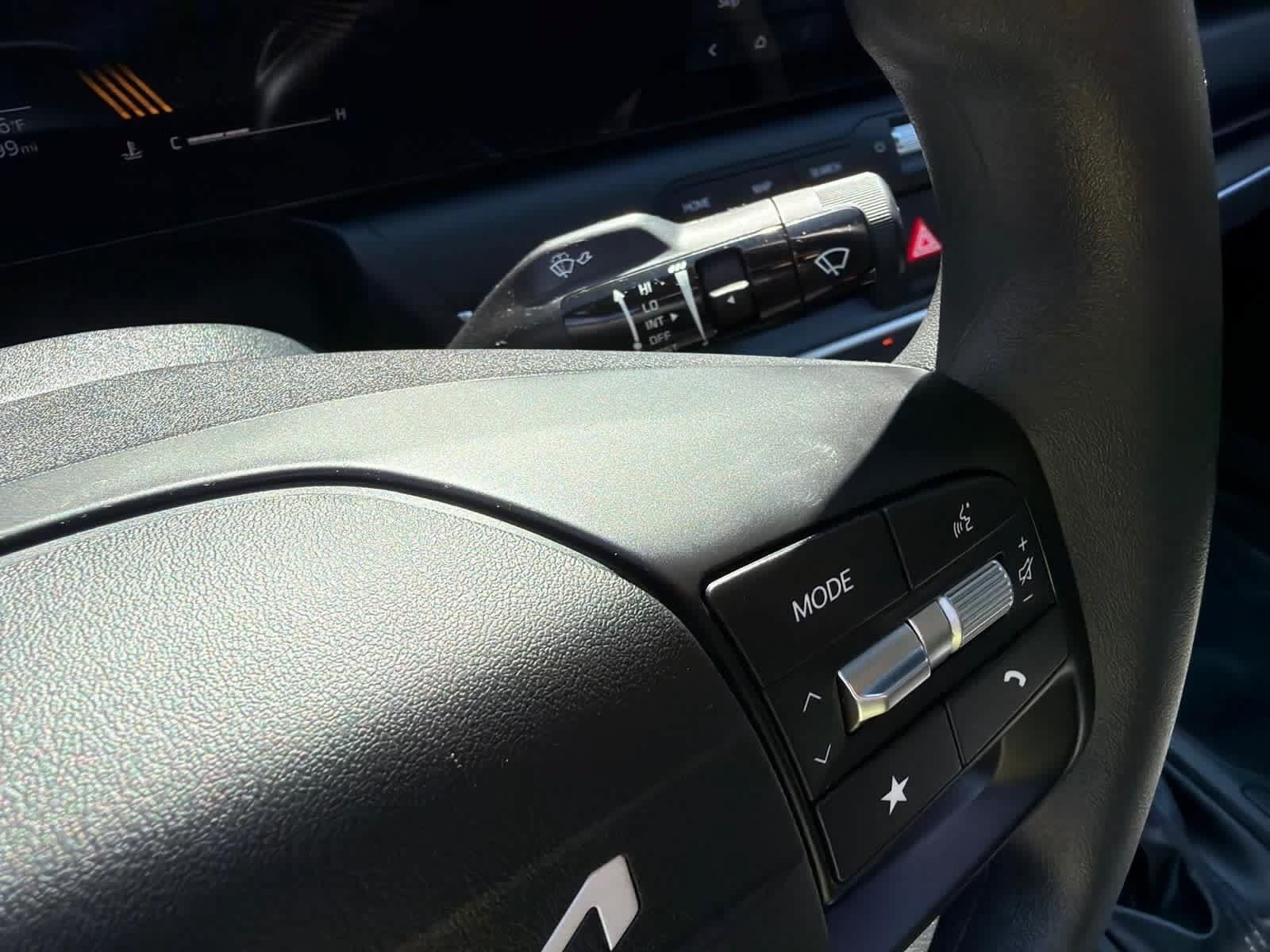 Used 2025 Kia K4 FWD image 18