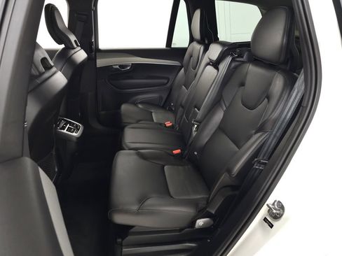 Used 2024 Volvo XC90 B5 Core w/ Climate Package AWD/4WD image 30