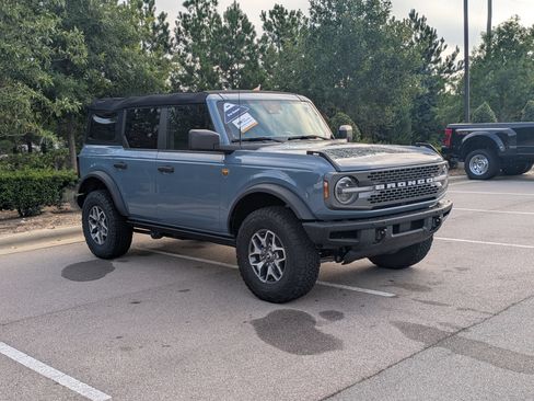 Certified 2024 Ford Bronco Badlands AWD/4WD image 1