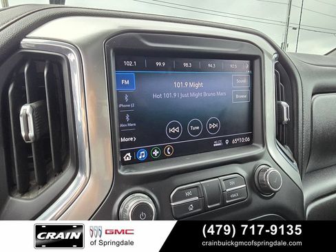 Used 2020 Chevrolet Silverado 1500 LT w/ Trailering Package AWD/4WD image 15