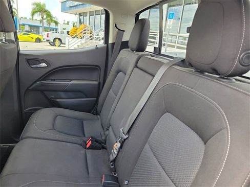 Used 2018 Chevrolet Colorado LT w/ LT Convenience Package image 11