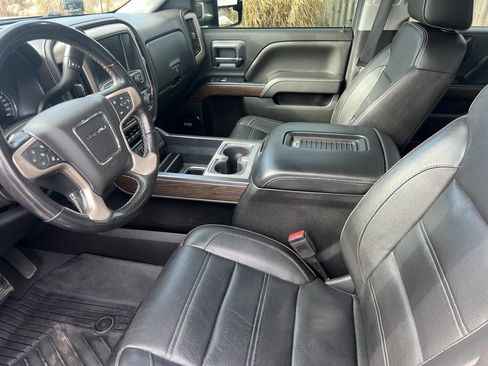 Used 2018 GMC Sierra 1500 Denali w/ Denali Ultimate Package image 16