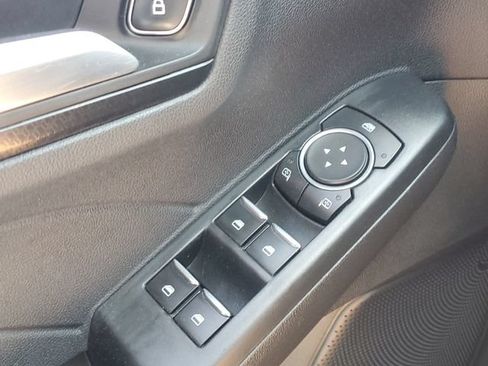 Certified 2022 Ford Escape SEL w/ SEL Stealth AWD Package image 10