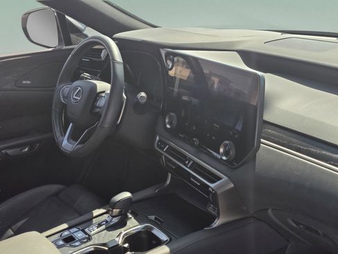 Certified 2024 Lexus RX 350 w/ Convenience Package image 27