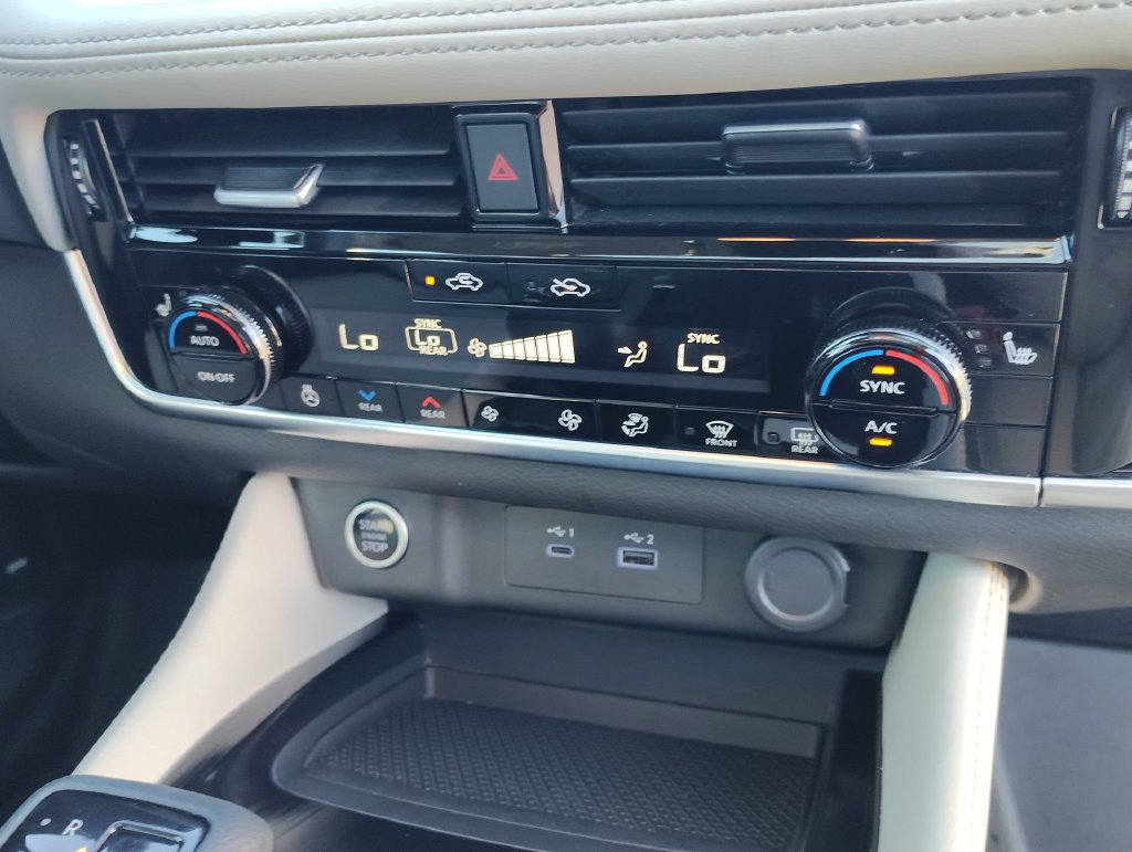 Used 2023 Nissan Rogue SL w/ SL Premium Package AWD/4WD image 28