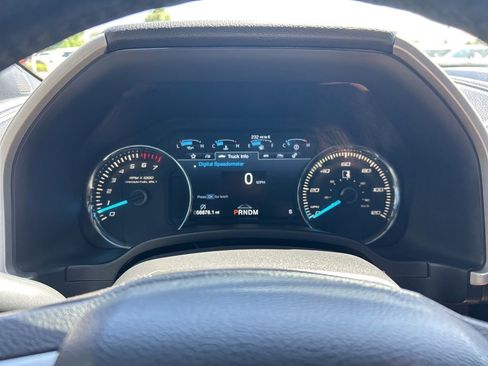 Used 2020 Ford F150 Lariat w/ Equipment Group 502A Luxury AWD/4WD image 24