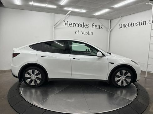 Used 2023 Tesla Model Y Long Range AWD/4WD image 8