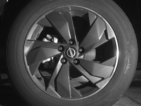 Used 2025 Nissan Rogue SV FWD image 12