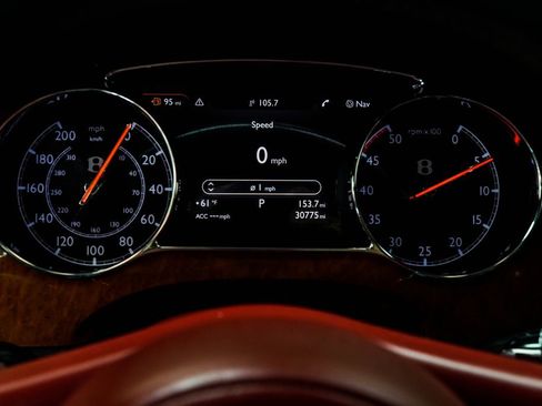 Used 2018 Bentley Mulsanne image 34