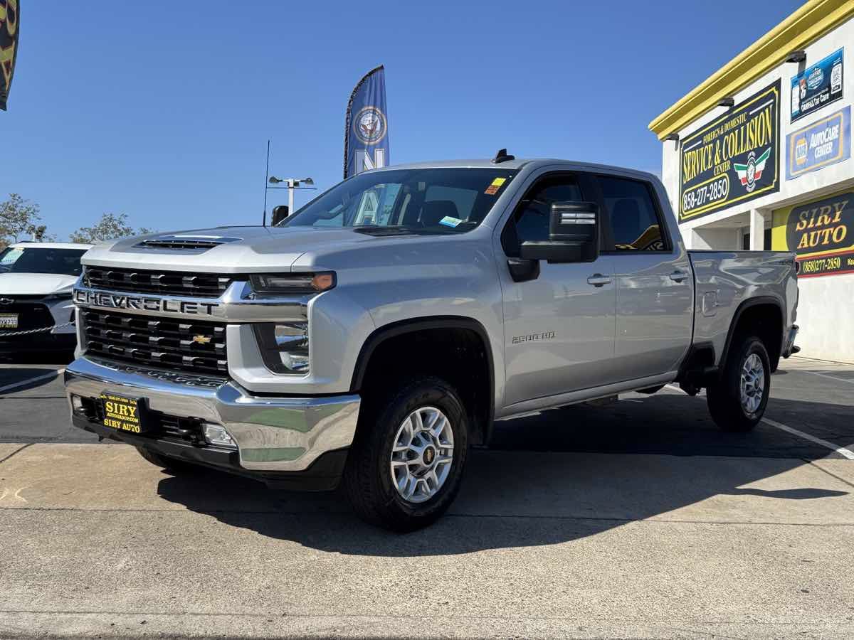 Used 2023 Chevrolet Silverado 2500 LT w/ Convenience Package AWD/4WD image 4