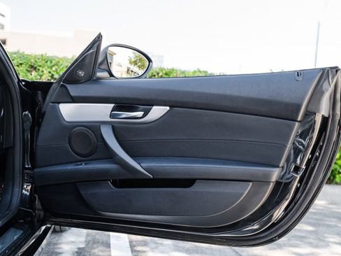 Used 2012 BMW Z4 sDrive35is image 78