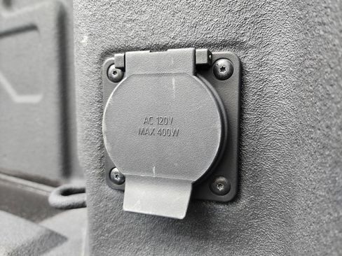 Used 2023 Chevrolet Silverado 3500 LTZ w/ Gooseneck/5TH Wheel Package image 30