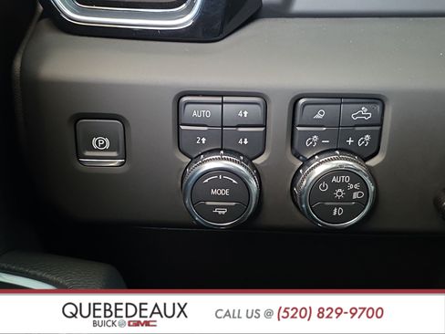 Used 2025 GMC Sierra 1500 Denali AWD/4WD image 27