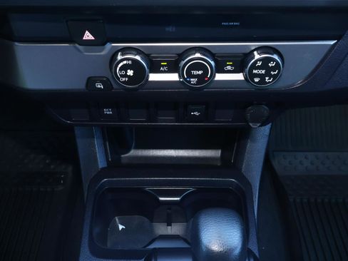 Used 2021 Toyota Tacoma SR image 27